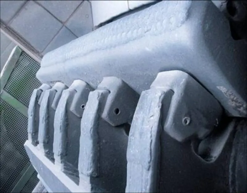 破碎机磨损件寿命增加80％